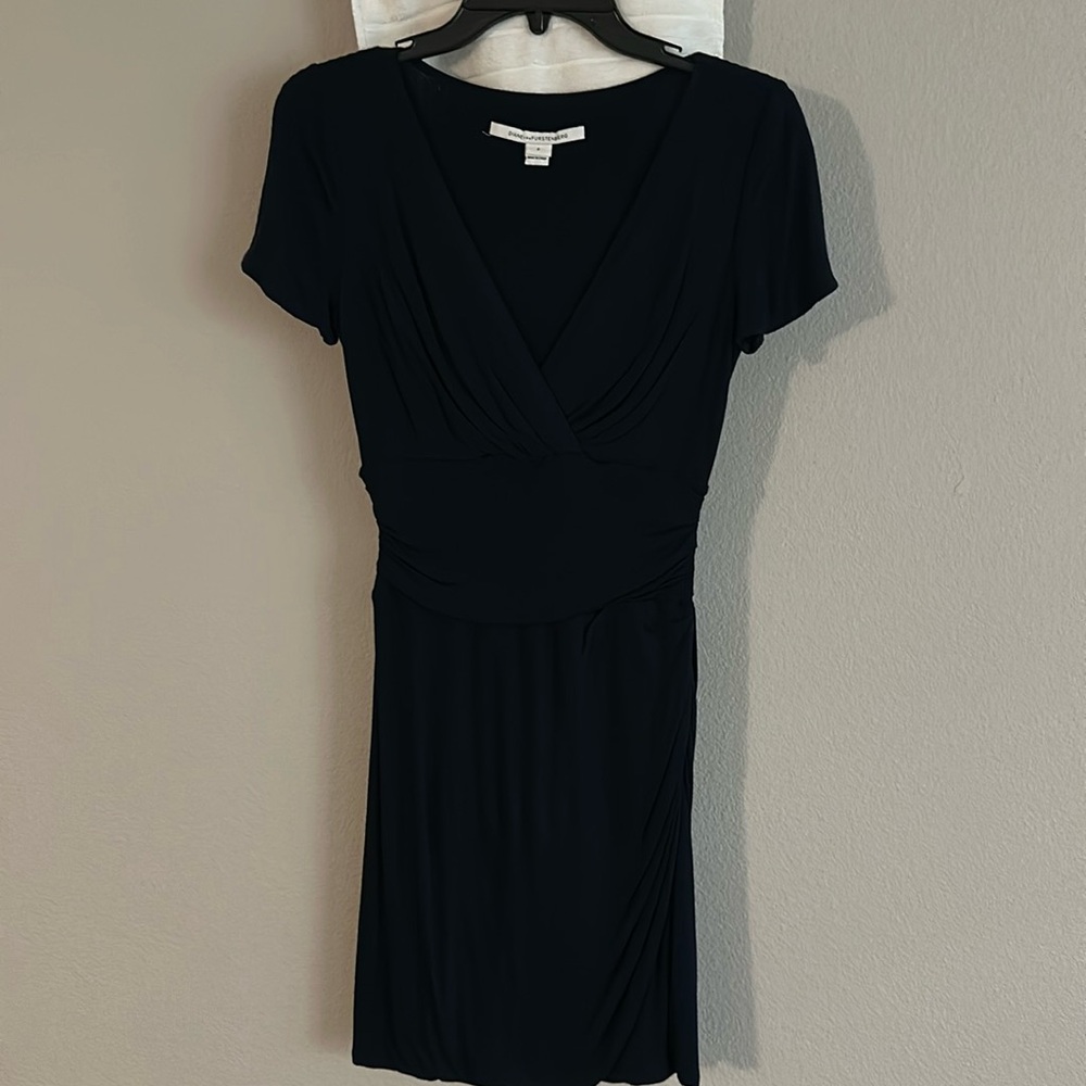 Diane Von Furstenberg
P size
Not worn
Clean out closet
Smoke free pet free